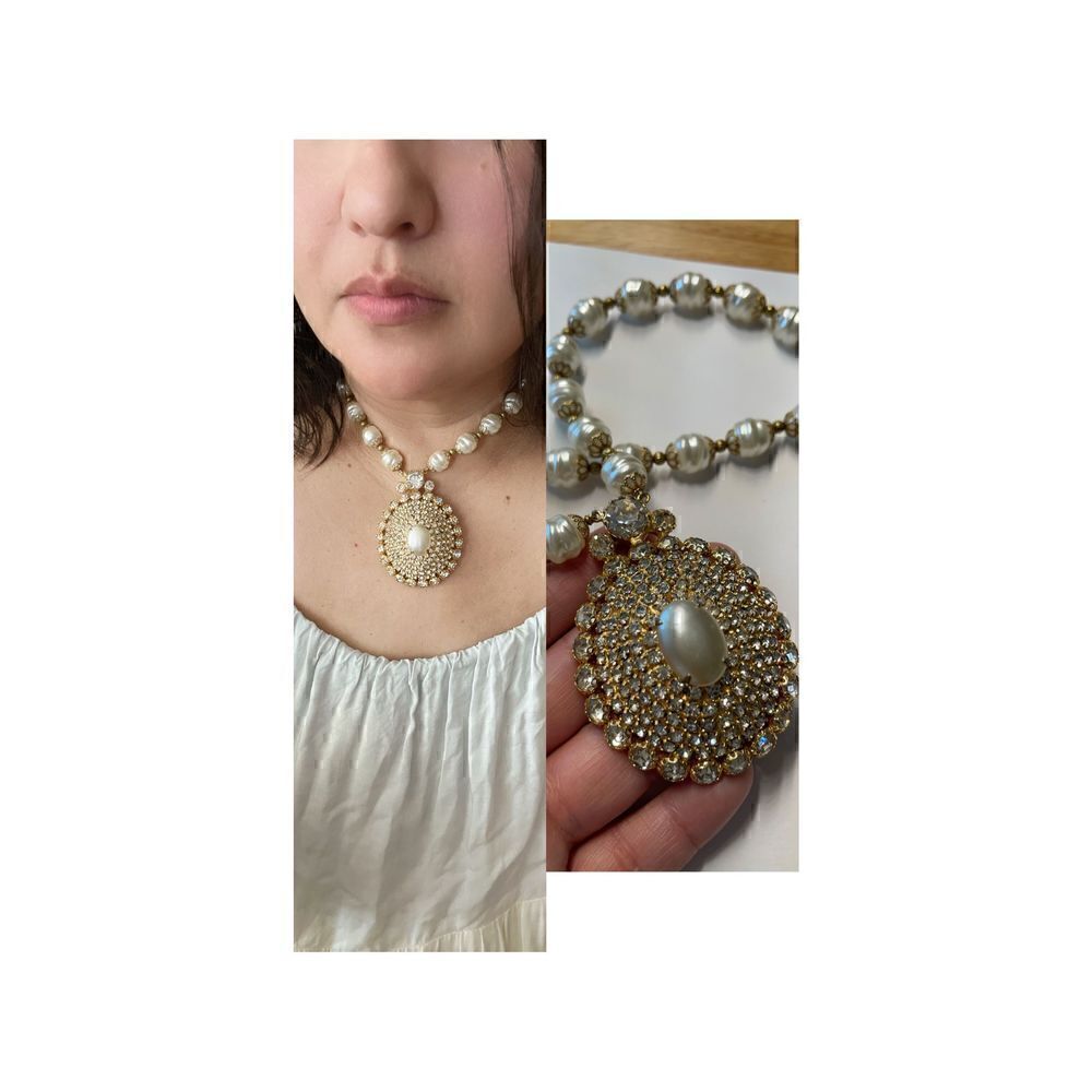 Vintage necklace faux pearls gold tone rhinestones